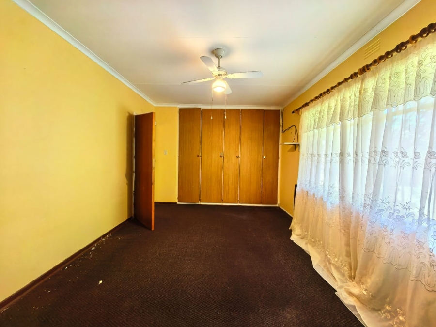 To Let 3 Bedroom Property for Rent in Vaalpark Free State